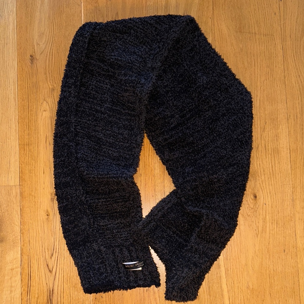 Barefoot Dreams Cozy Chic Black Scarf